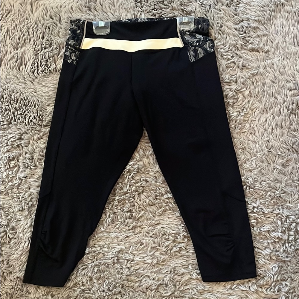 Cynthia Rowley Black and White Lace Leggings